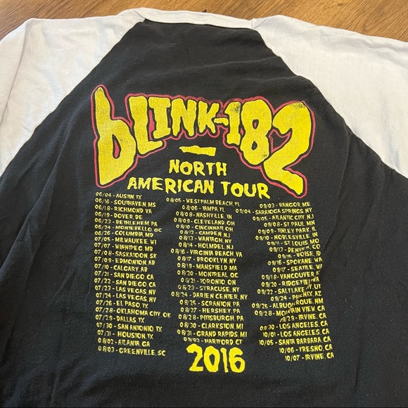 2016 Blink 182 Tour Shirt - Picture 4 of 4